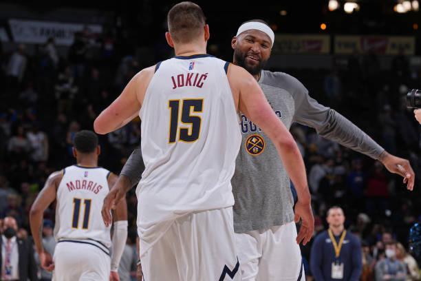 许多教练在 许多教练在